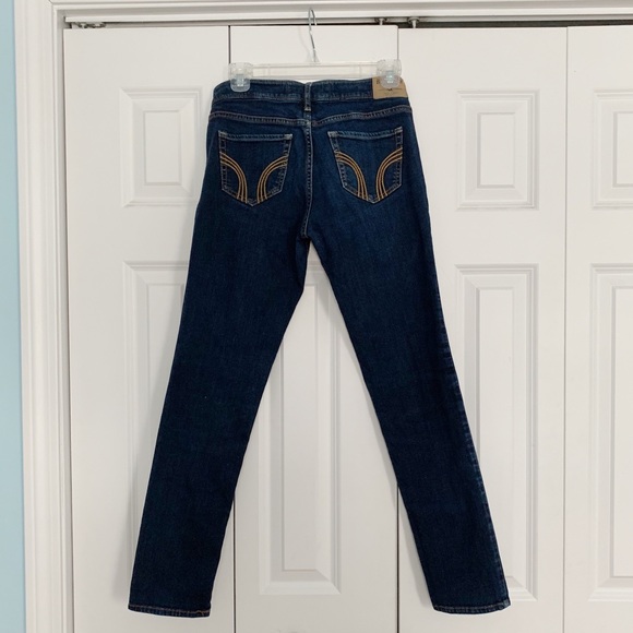 Dark Wash Hollister Skinny Jeans - Picture 3 of 5